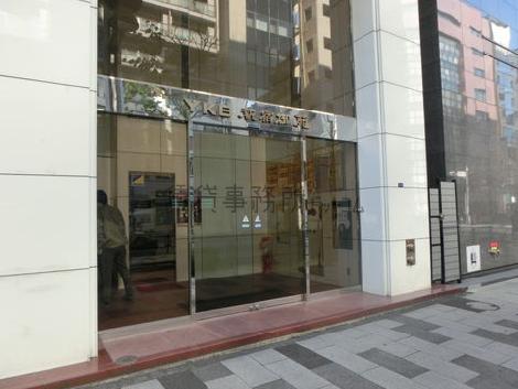 正面玄関