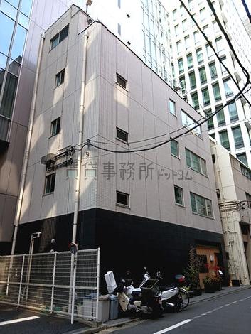 虎ノ門JSビルの外観写真