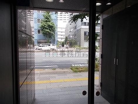 正面玄関