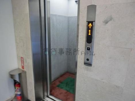 エレベーター