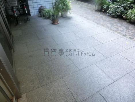 正面玄関