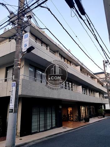 フラット青山の外観写真