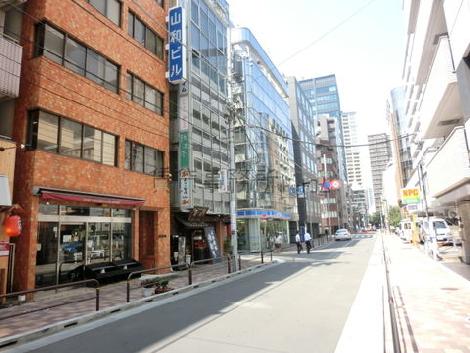 前面道路は一方通行です
