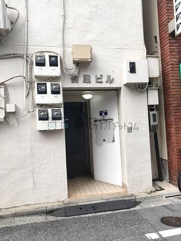 正面玄関
