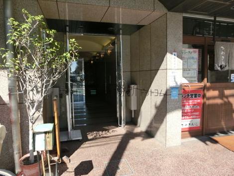 正面玄関