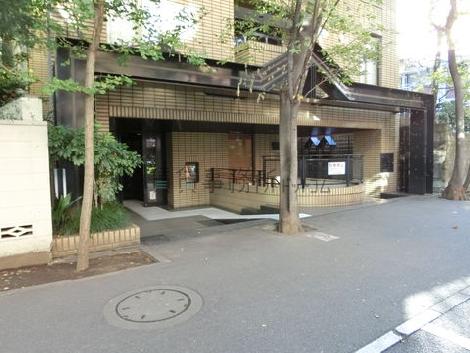 正面玄関