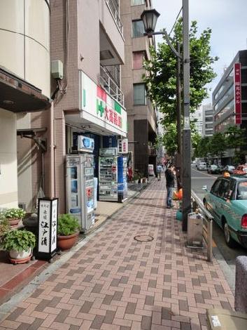 赤坂駅方面