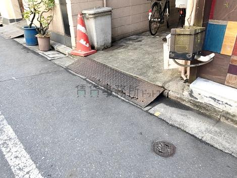 正面玄関