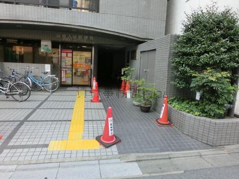 正面玄関