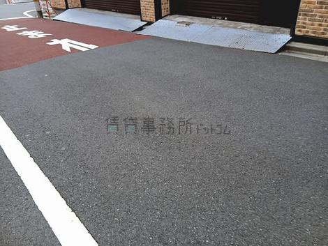 正面玄関