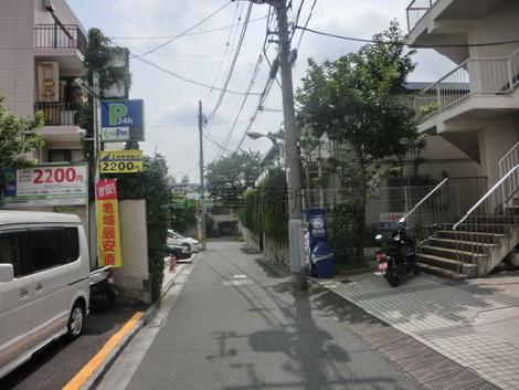 周辺は静かな環境です