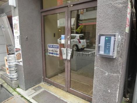 正面玄関