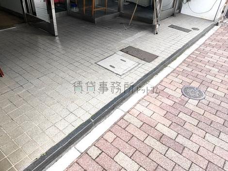 正面玄関