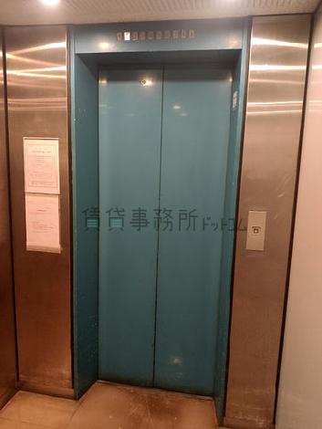 エレベーター