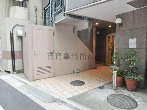 正面玄関