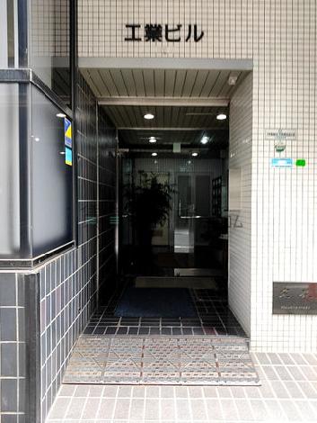 正面玄関