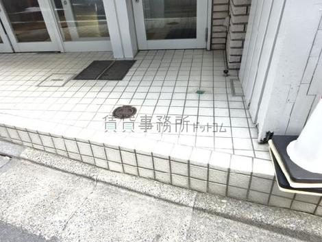 正面玄関