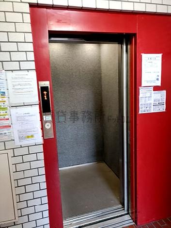 エレベーター