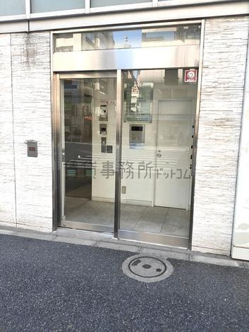 正面玄関