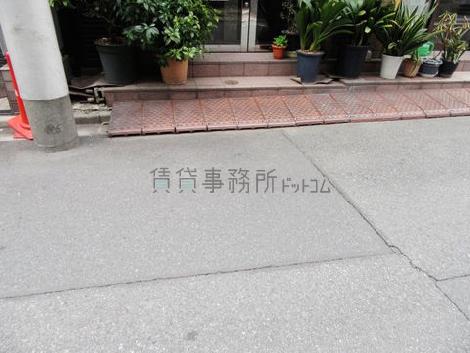 正面玄関