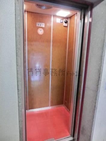 防犯カメラを設置