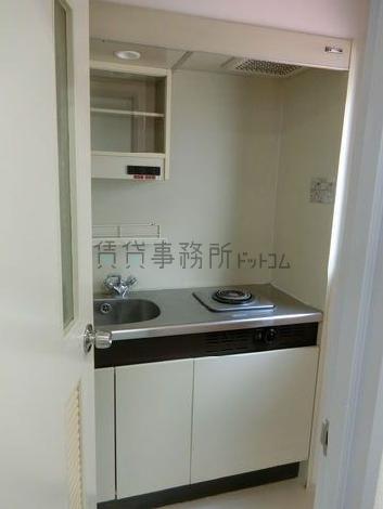 蛎殻町ビルヂングの給湯室
