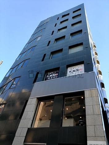 アーバンリゾート三軒茶屋ビルの外観写真