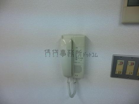インターホンです