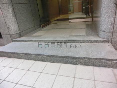 玄関に段差があります
