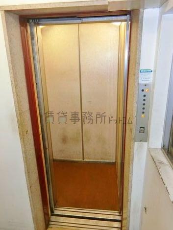 エレベーター