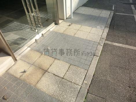 正面玄関
