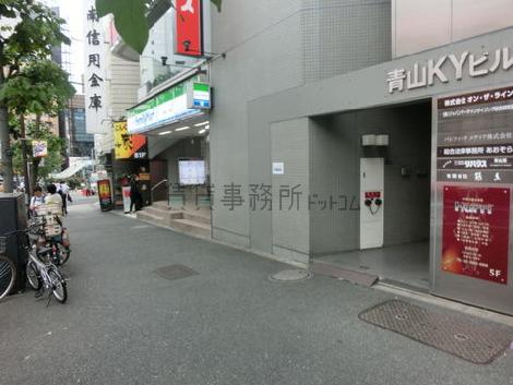 正面玄関