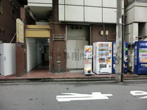正面玄関