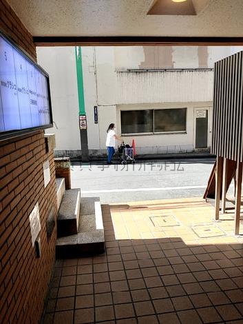 正面玄関
