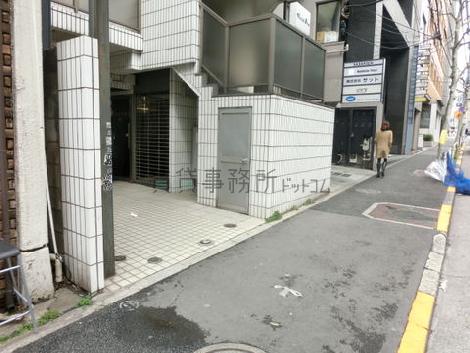 正面玄関