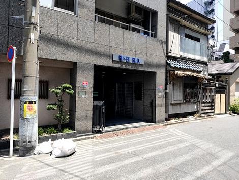 正面玄関