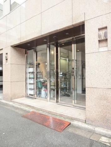 正面玄関
