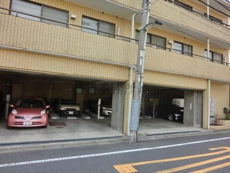 物件の駐車場