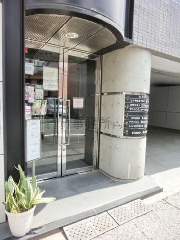 正面玄関