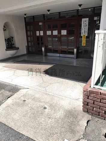 正面玄関