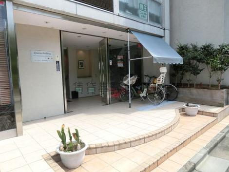 正面玄関