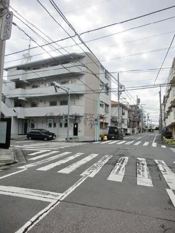玄関右側の様子です