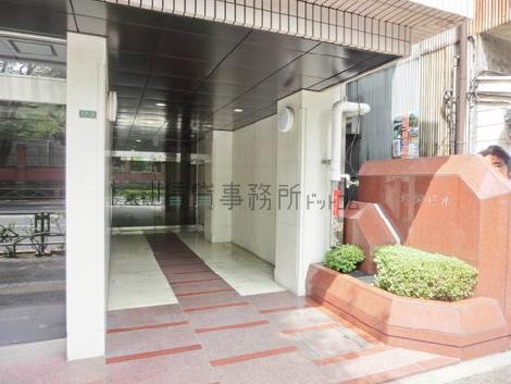 正面玄関