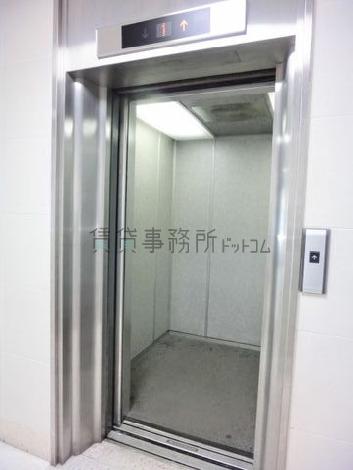 エレベーター