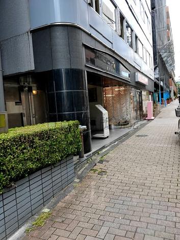 正面玄関