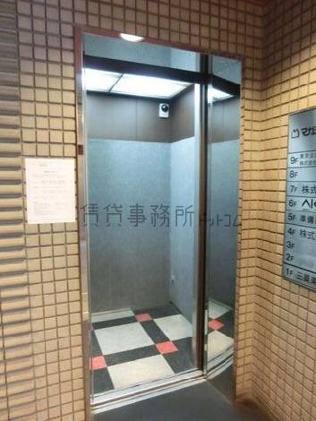 エレベーター