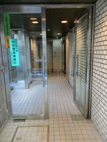 正面玄関