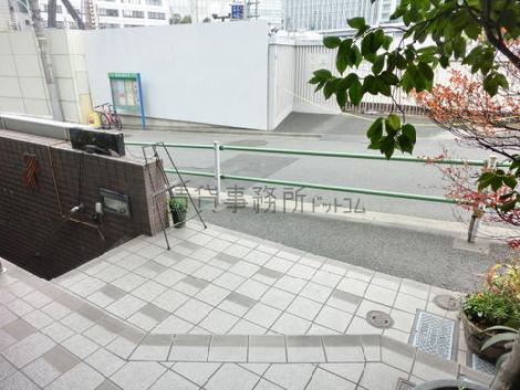 正面玄関