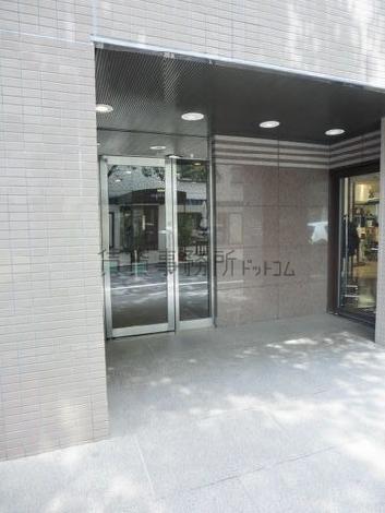 正面玄関