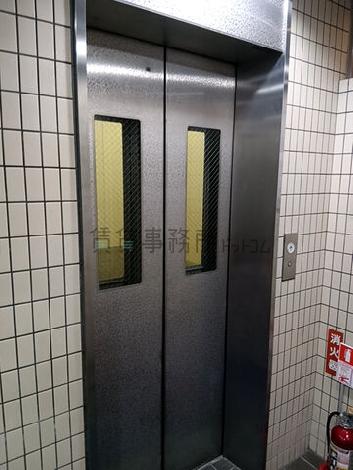 エレベーター